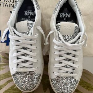 NEW P448 Thea Women's Silver Glitter Sneakers SZ 41